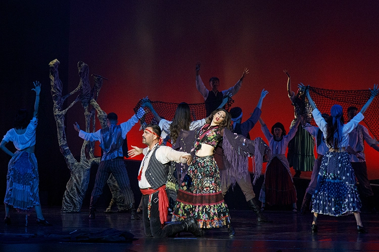 When The Stage Thunders: Theater Photography
