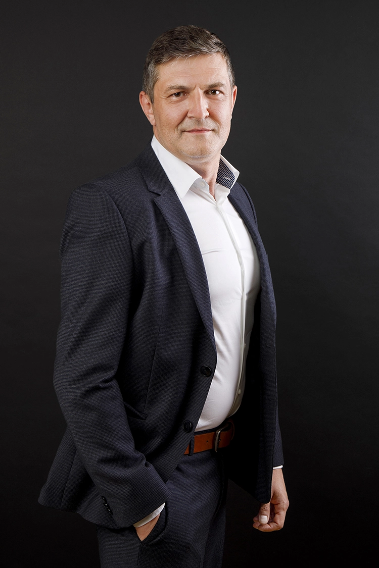 Copyright by Sanja Veljkovic